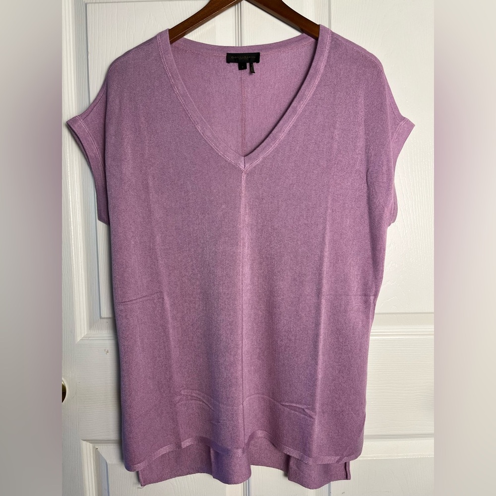 NWOT - Women’s Donna Karen Knit V-Neck Top with Asymmetrical Hem - Purple - S